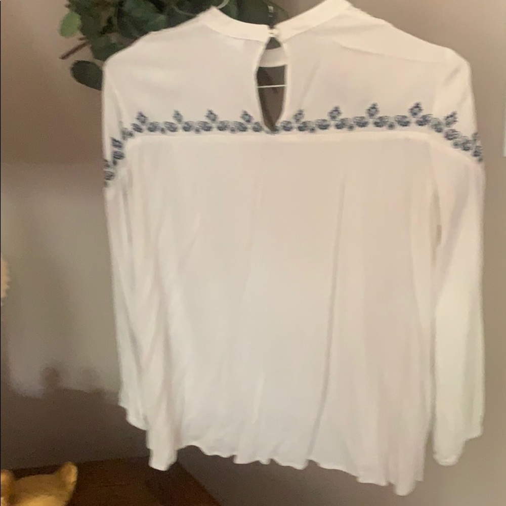 Blouse - Picture 2 of 2